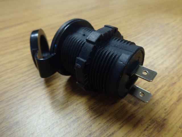 Yamaha Custom USB Charger - Image 4