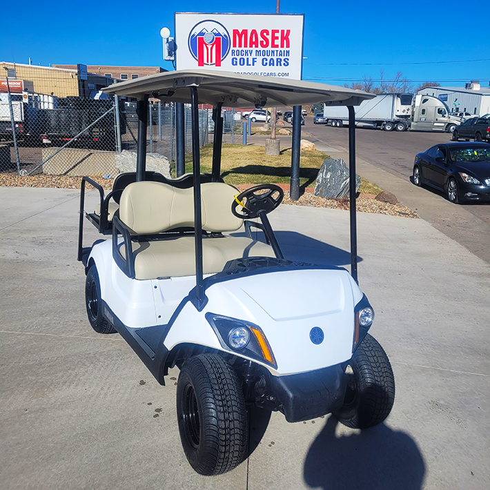 2019 Glacier White Yamaha PTV/ Electric - Image 2