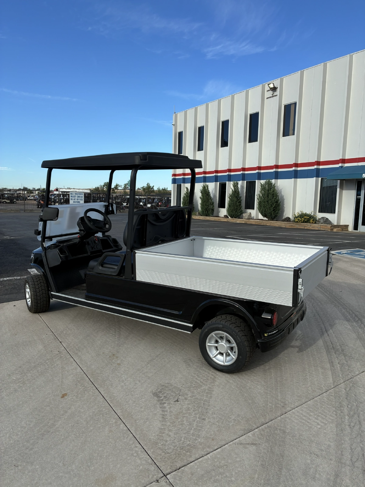 2026 Whisper Black Metallic Utility